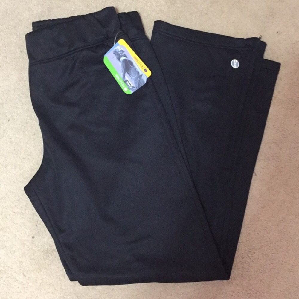 NWT women’s Holloway sweatpants - Large